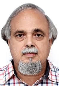 Dr Satyen Yadav
